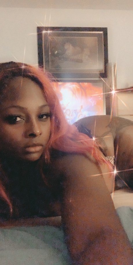 Foto desnuda filtrada de OnlyFans de Meka Tha Model