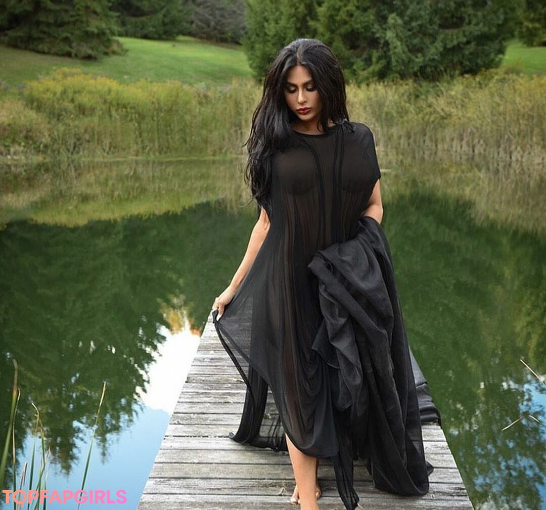 Foto desnuda filtrada de OnlyFans de Amelia Maltepe #60 Foto desnuda filtrada de OnlyFans de Amelia Maltepe #60