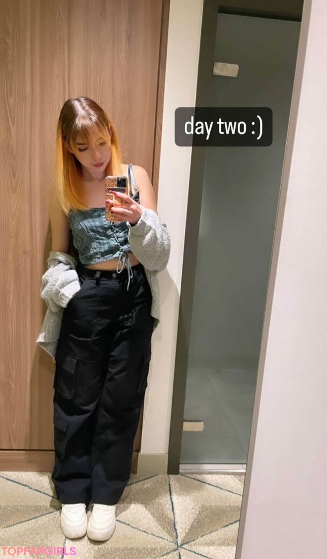 Foto desnuda filtrada de OnlyFans de Shelbygraces #208 Foto desnuda filtrada de OnlyFans de Shelbygraces #208