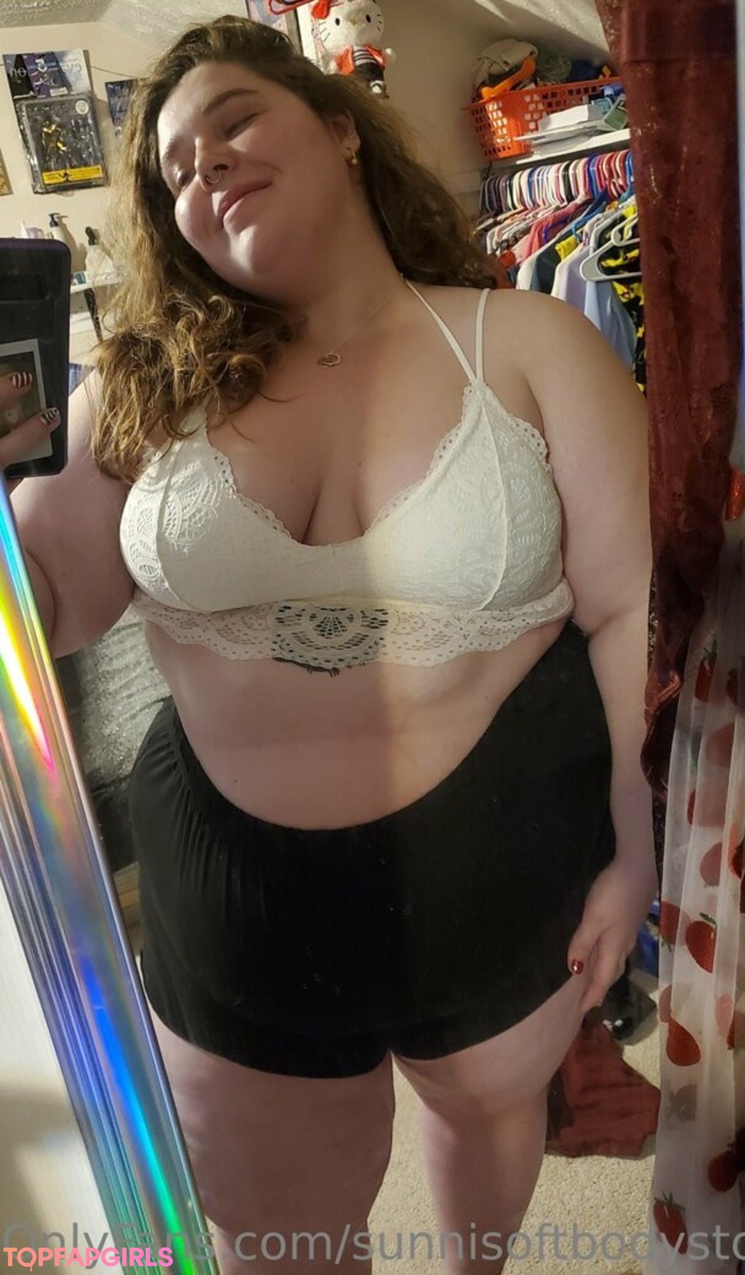 Foto desnuda filtrada de OnlyFans de Sunnisoftbodystoner #415 Foto desnuda filtrada de OnlyFans de Sunnisoftbodystoner #415