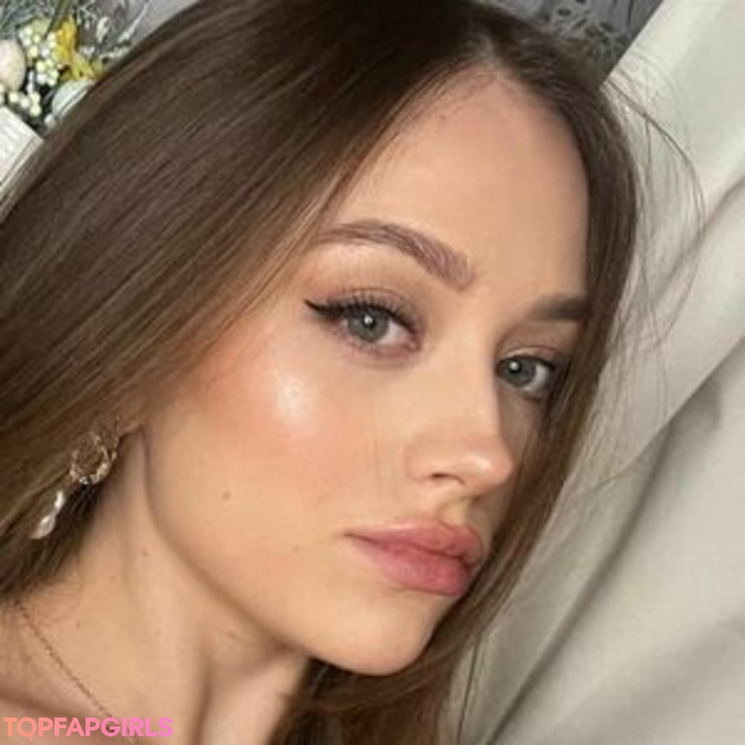 Foto desnuda filtrada de OnlyFans de Abby Huxley #5 Foto desnuda filtrada de OnlyFans de Abby Huxley #5