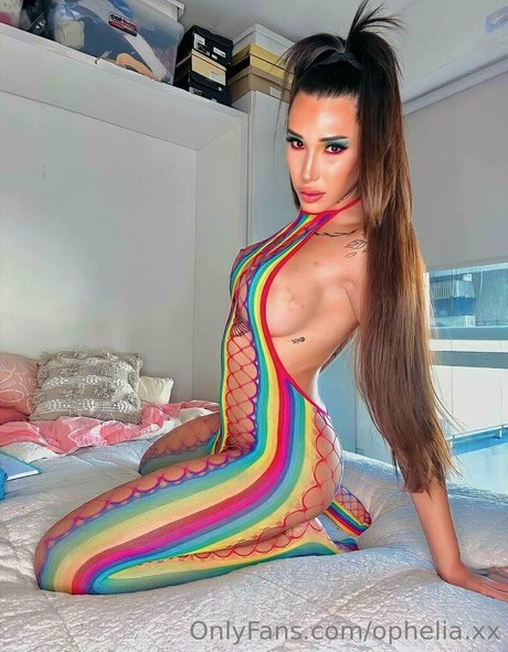 Ophelia.xx