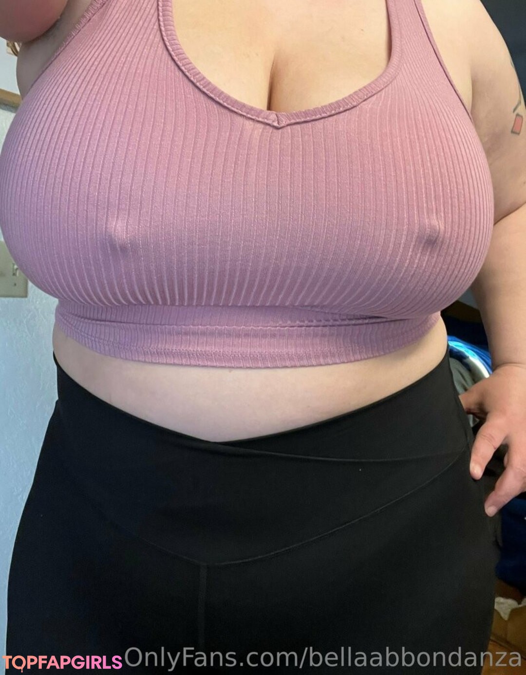 Foto desnuda filtrada de OnlyFans de Bellaabbondanza #156 Foto desnuda filtrada de OnlyFans de Bellaabbondanza #156