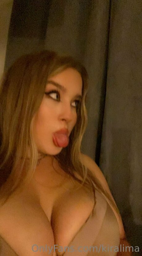 Foto desnuda filtrada de OnlyFans de Kiralima