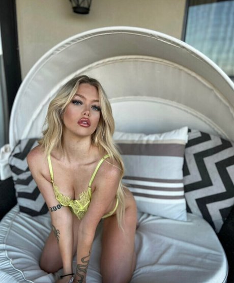 Foto desnuda filtrada de OnlyFans de Vanessawet18
