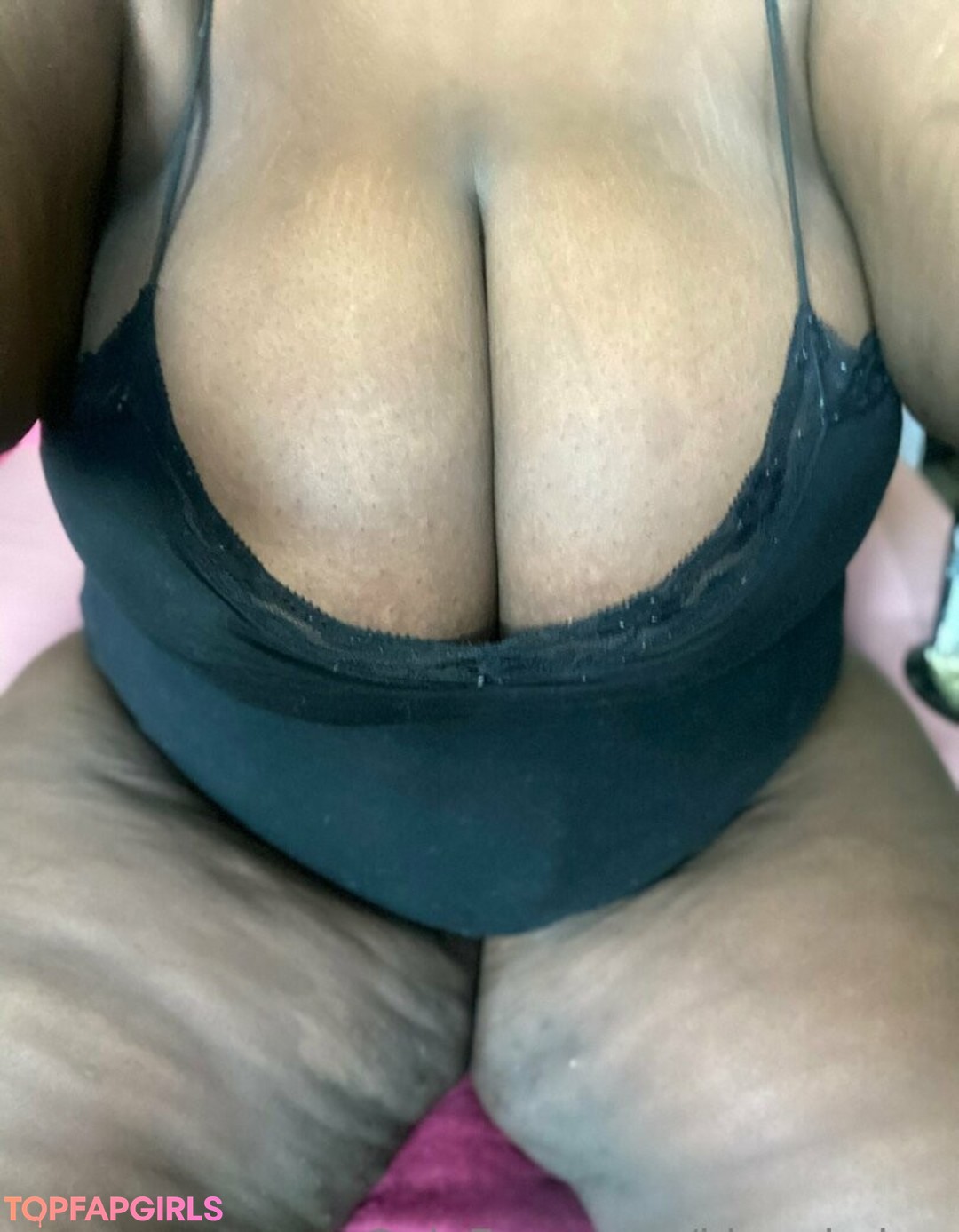 Foto desnuda filtrada de OnlyFans de Kianakakez #39 Foto desnuda filtrada de OnlyFans de Kianakakez #39
