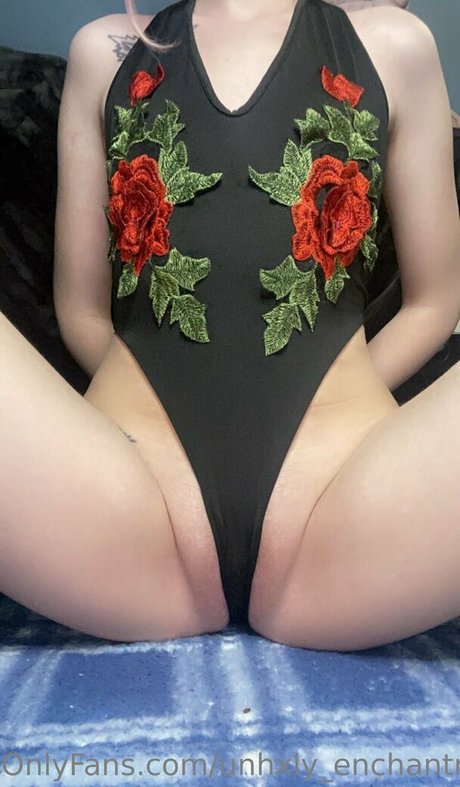 Unhxly_enchantress