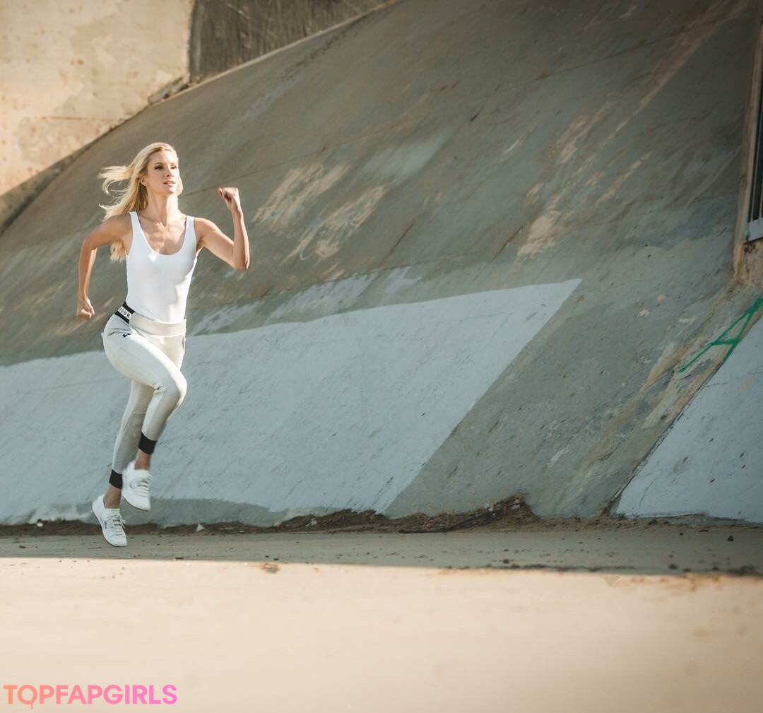 Foto desnuda filtrada de OnlyFans de Heather Morris #148 Foto desnuda filtrada de OnlyFans de Heather Morris #148