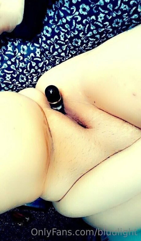 Foto desnuda filtrada de OnlyFans de Bluulight