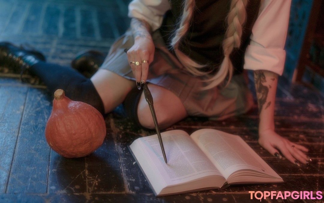 Foto desnuda filtrada de OnlyFans de Vixena Siren #146 Foto desnuda filtrada de OnlyFans de Vixena Siren #146