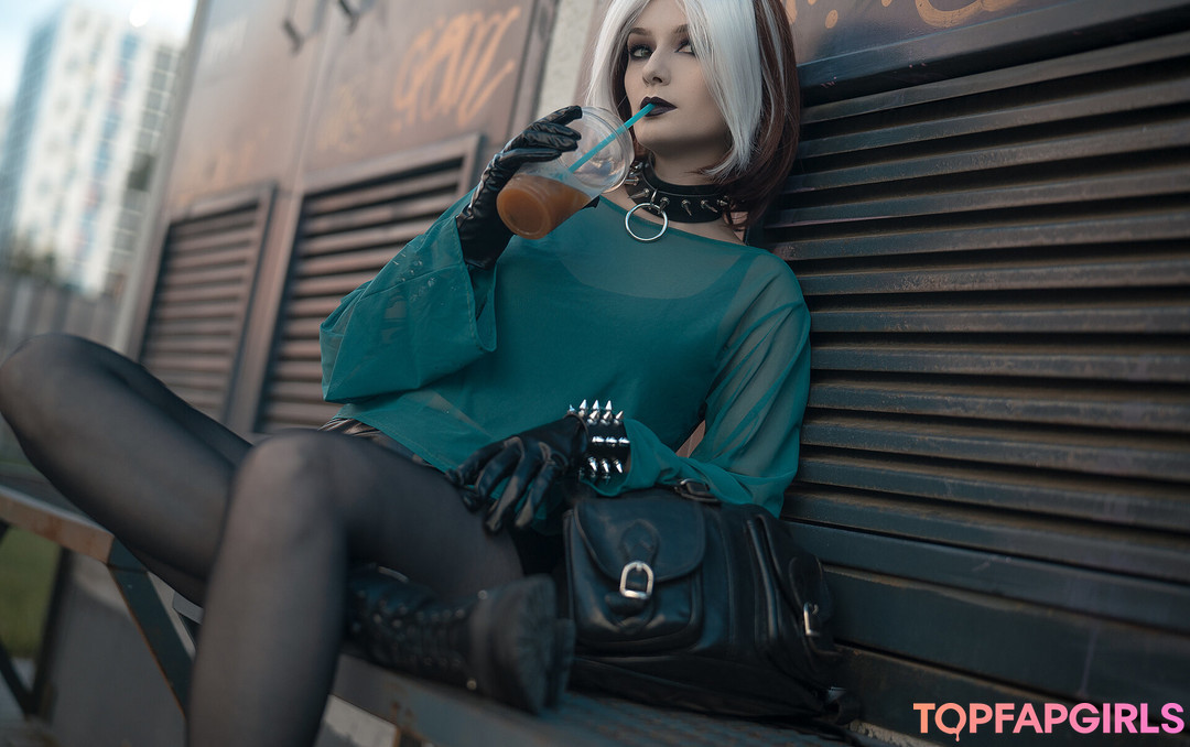 Foto desnuda filtrada de OnlyFans de Vixena Siren #306 Foto desnuda filtrada de OnlyFans de Vixena Siren #306