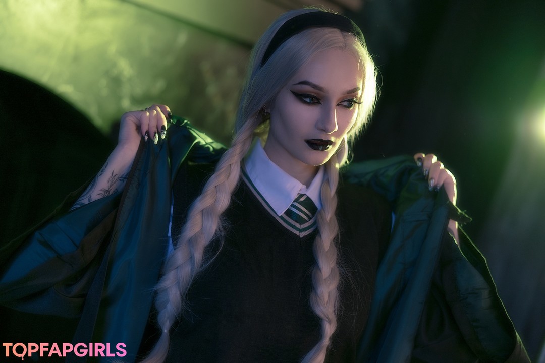 Foto desnuda filtrada de OnlyFans de Vixena Siren #558 Foto desnuda filtrada de OnlyFans de Vixena Siren #558