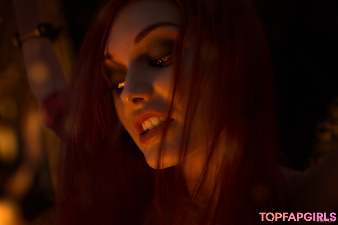 Foto desnuda filtrada de OnlyFans de Vixena Siren #625 Foto desnuda filtrada de OnlyFans de Vixena Siren #625