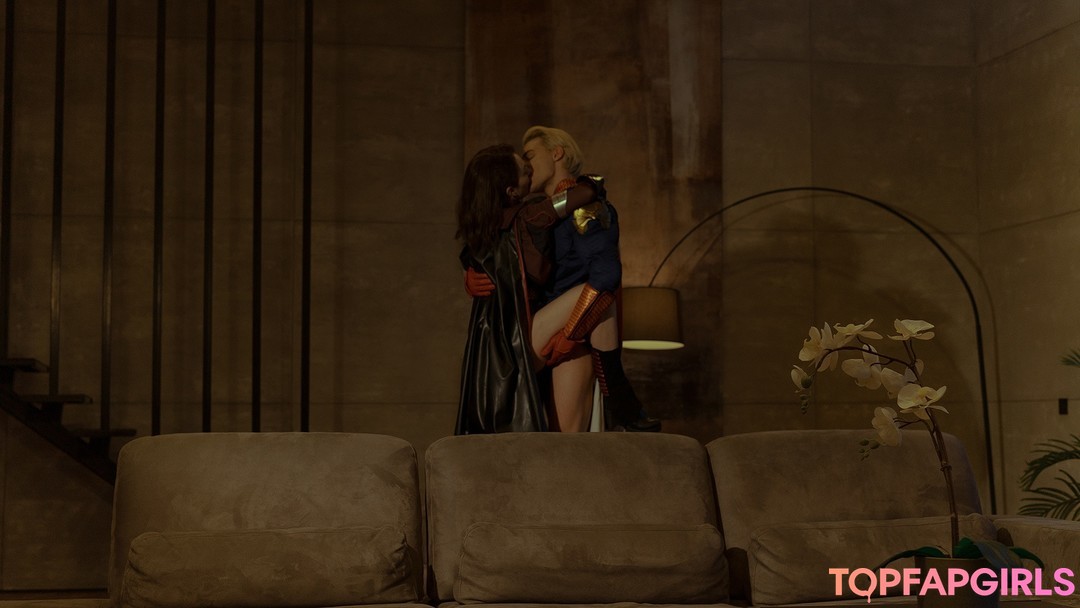 Foto desnuda filtrada de OnlyFans de Vixena Siren #652 Foto desnuda filtrada de OnlyFans de Vixena Siren #652