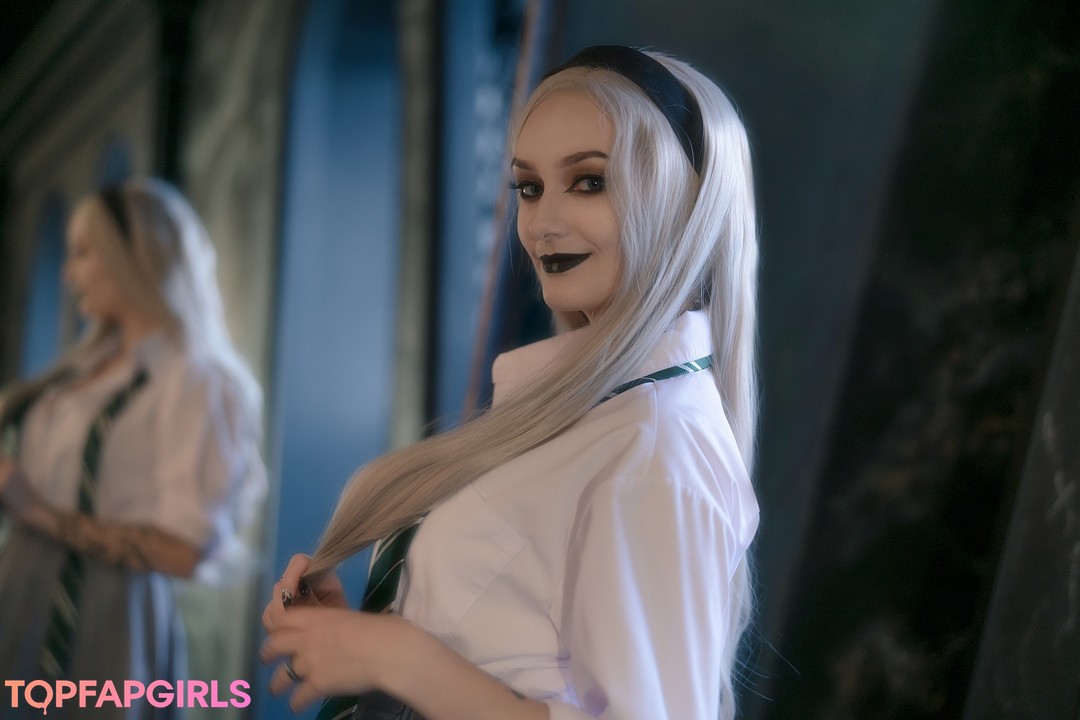 Foto desnuda filtrada de OnlyFans de Vixena Siren #662 Foto desnuda filtrada de OnlyFans de Vixena Siren #662