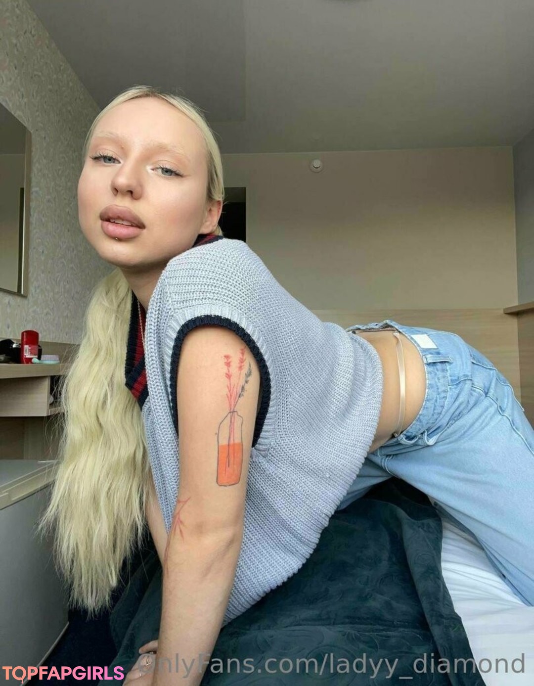 Foto desnuda filtrada de OnlyFans de Ladyydiamond #21 Foto desnuda filtrada de OnlyFans de Ladyydiamond #21
