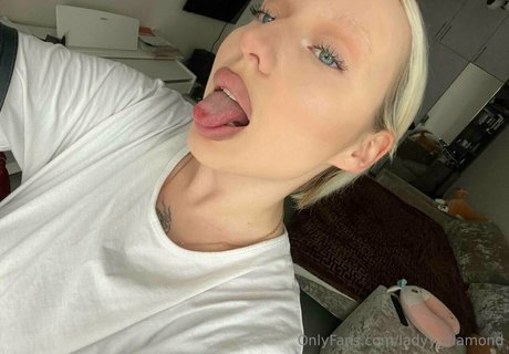 Ladyy_diamond