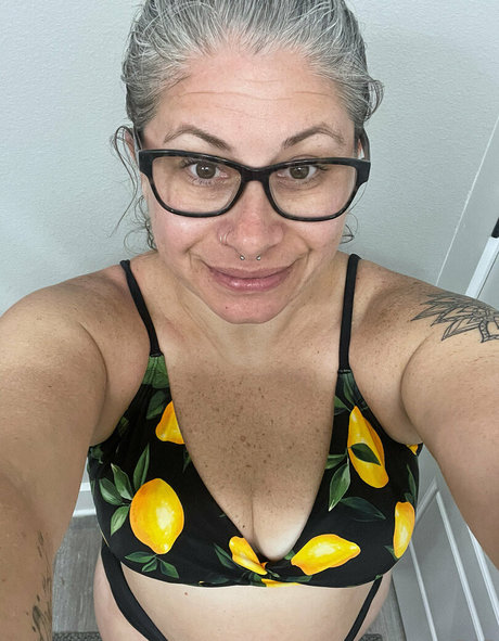 Curvy4urpleasure