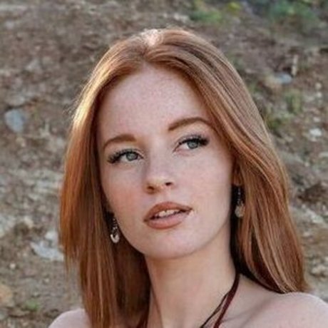 Foto desnuda filtrada de OnlyFans de Aurelie Dupont