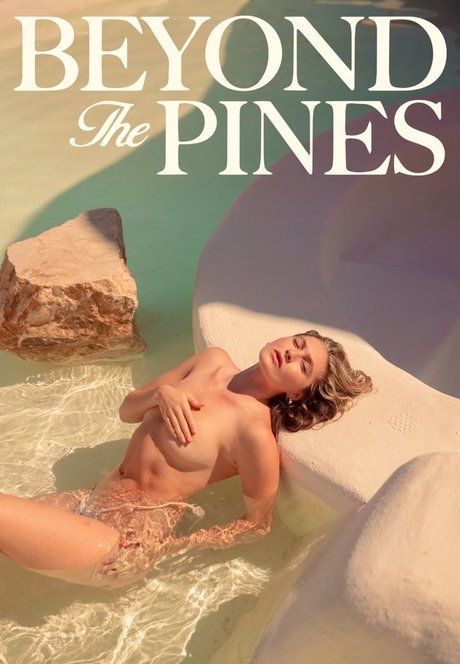 Foto desnuda filtrada de OnlyFans de Beyondthepinesmagazine