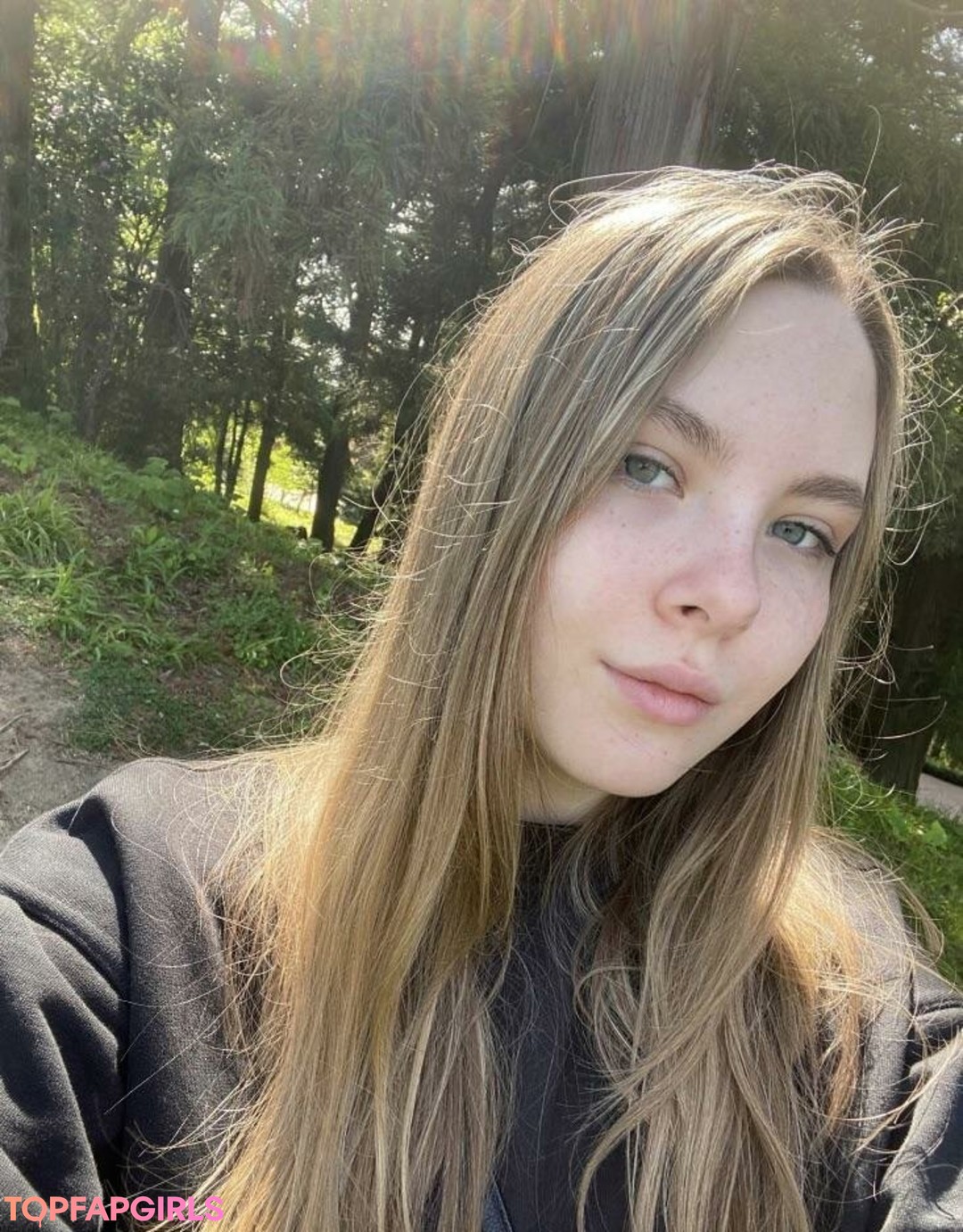 Foto desnuda filtrada de OnlyFans de Mirtaworld #56 Foto desnuda filtrada de OnlyFans de Mirtaworld #56