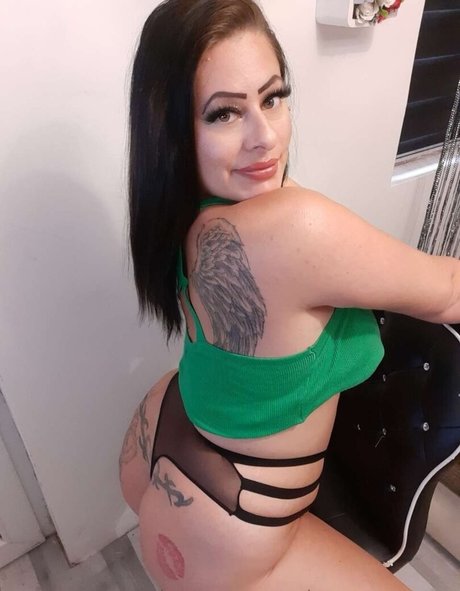 Foto desnuda filtrada de OnlyFans de Laracskavip