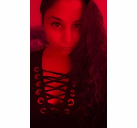 Littlesatanlady