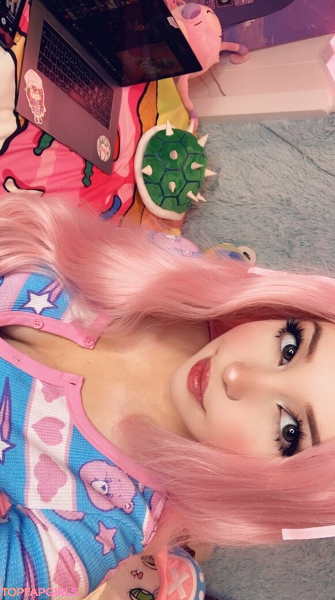 Foto desnuda filtrada de OnlyFans de Belledelphine #274 Foto desnuda filtrada de OnlyFans de Belledelphine #274