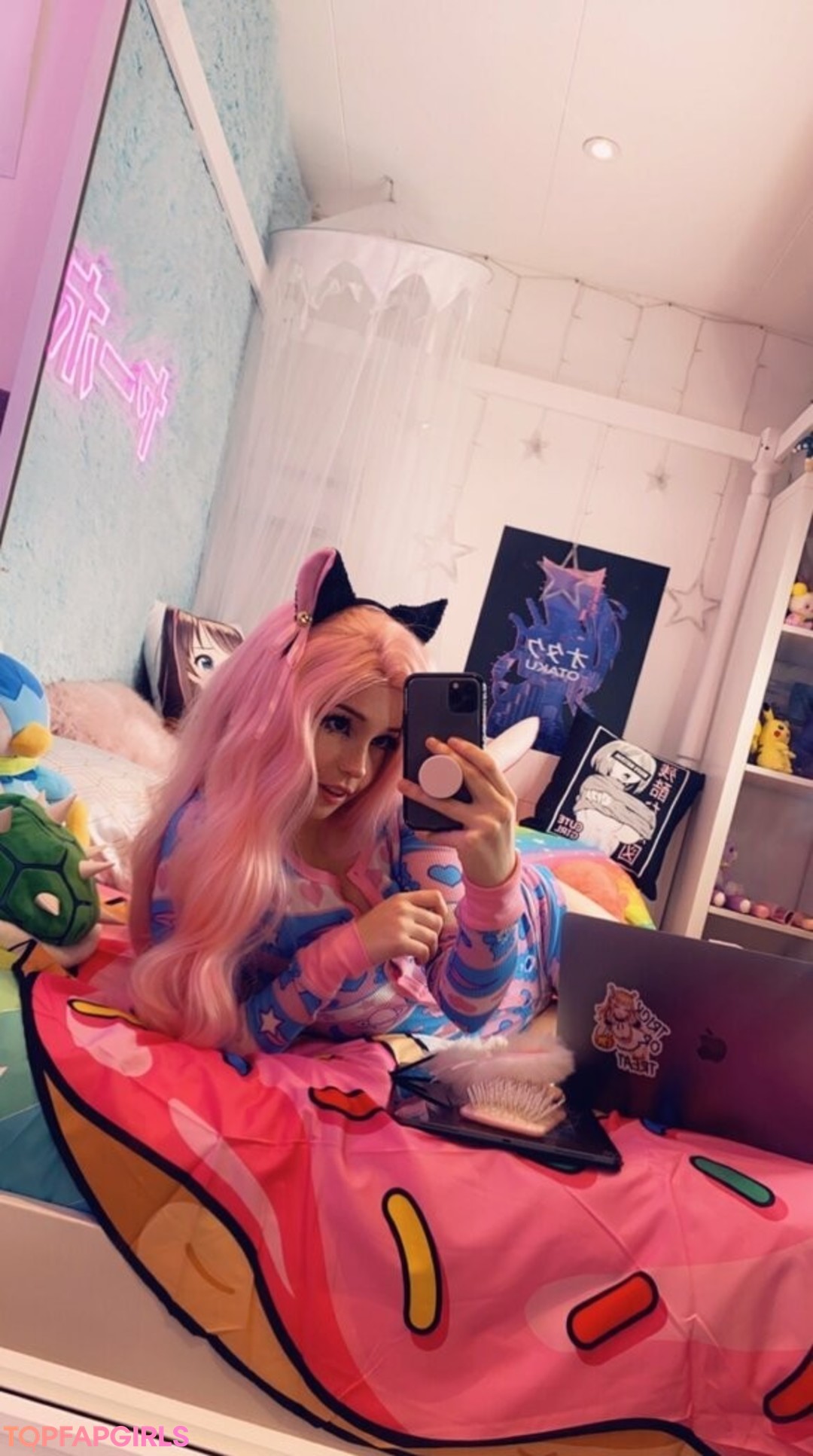 Foto desnuda filtrada de OnlyFans de Belledelphine #278 Foto desnuda filtrada de OnlyFans de Belledelphine #278