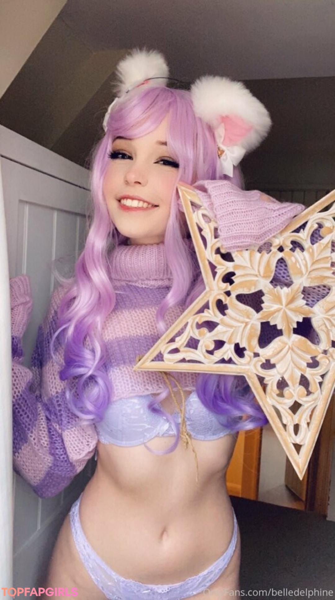 Foto desnuda filtrada de OnlyFans de Belledelphine #28 Foto desnuda filtrada de OnlyFans de Belledelphine #28