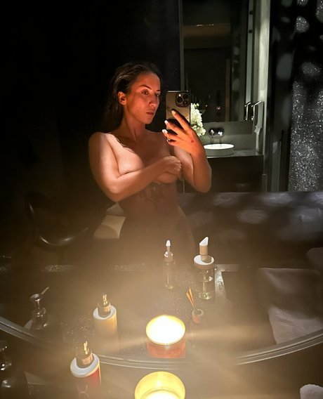 Foto desnuda filtrada de OnlyFans de Thaisyoga