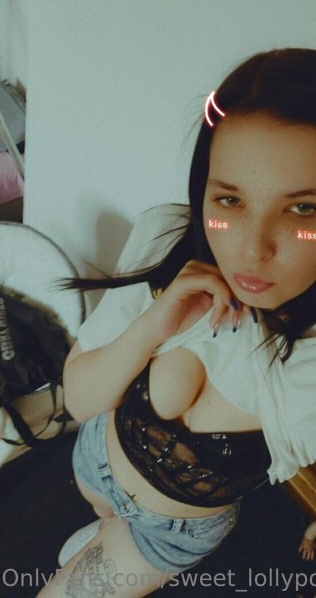 Sweet_lollypopgirl