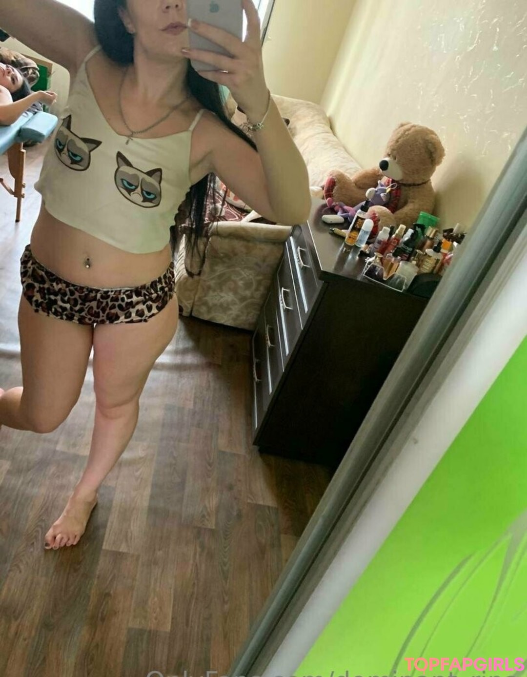 Foto desnuda filtrada de OnlyFans de Dominantrina #24 Foto desnuda filtrada de OnlyFans de Dominantrina #24