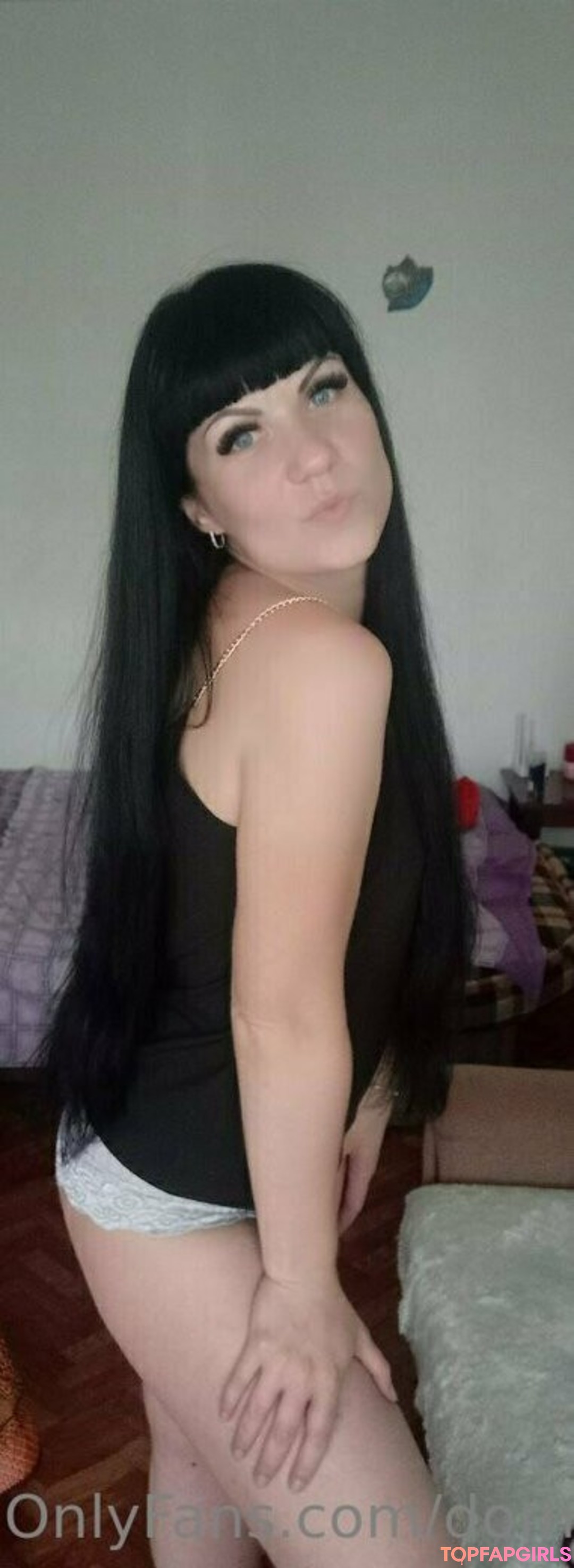 Foto desnuda filtrada de OnlyFans de Dominantrina #43 Foto desnuda filtrada de OnlyFans de Dominantrina #43