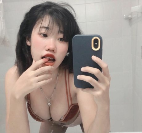 Foto desnuda filtrada de OnlyFans de Tarnapii