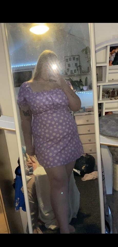 Foto desnuda filtrada de OnlyFans de Pastelpeachie