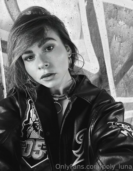 Poly_luna