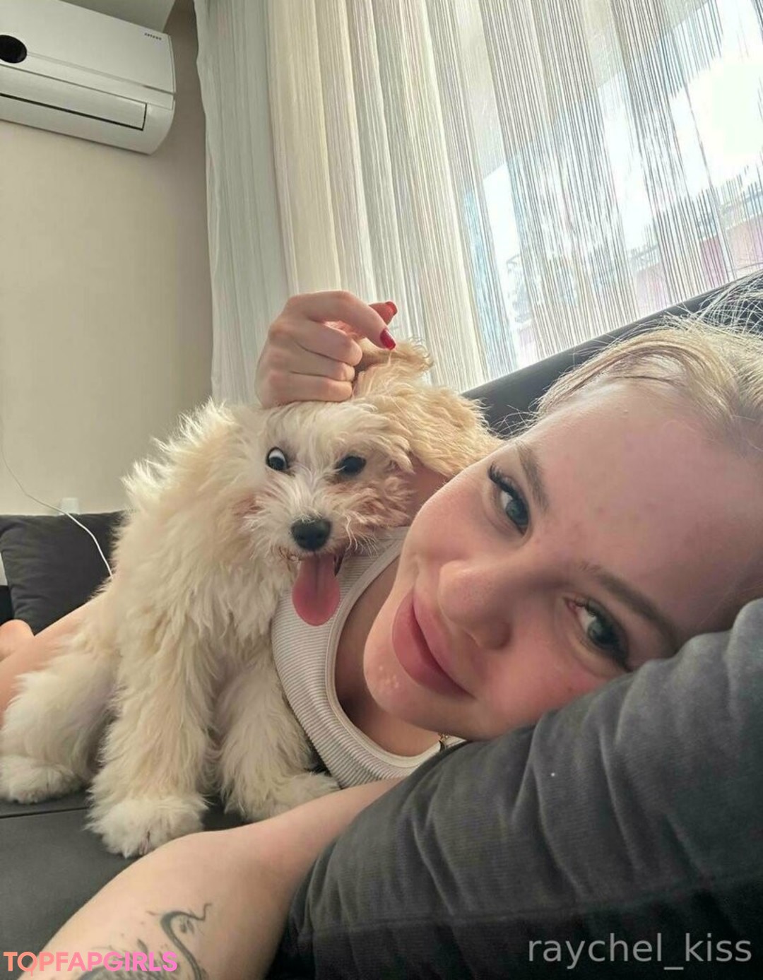 Foto desnuda filtrada de OnlyFans de Raychelkiss #109 Foto desnuda filtrada de OnlyFans de Raychelkiss #109