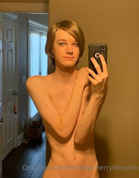 Femboycherryblossom