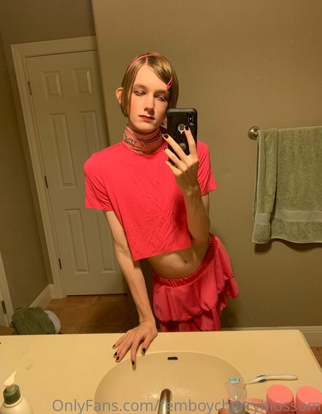 Femboycherryblossom