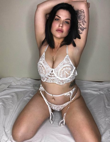 Ellamaddison