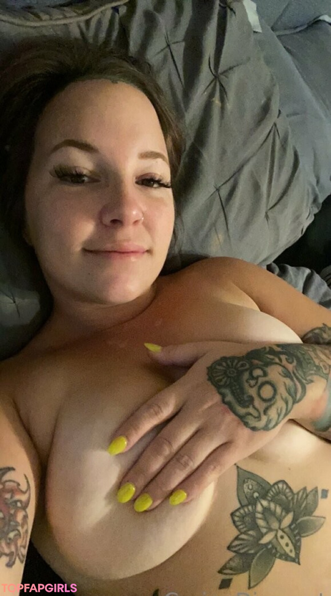 Foto desnuda filtrada de OnlyFans de Corinasbooty #131 Foto desnuda filtrada de OnlyFans de Corinasbooty #131