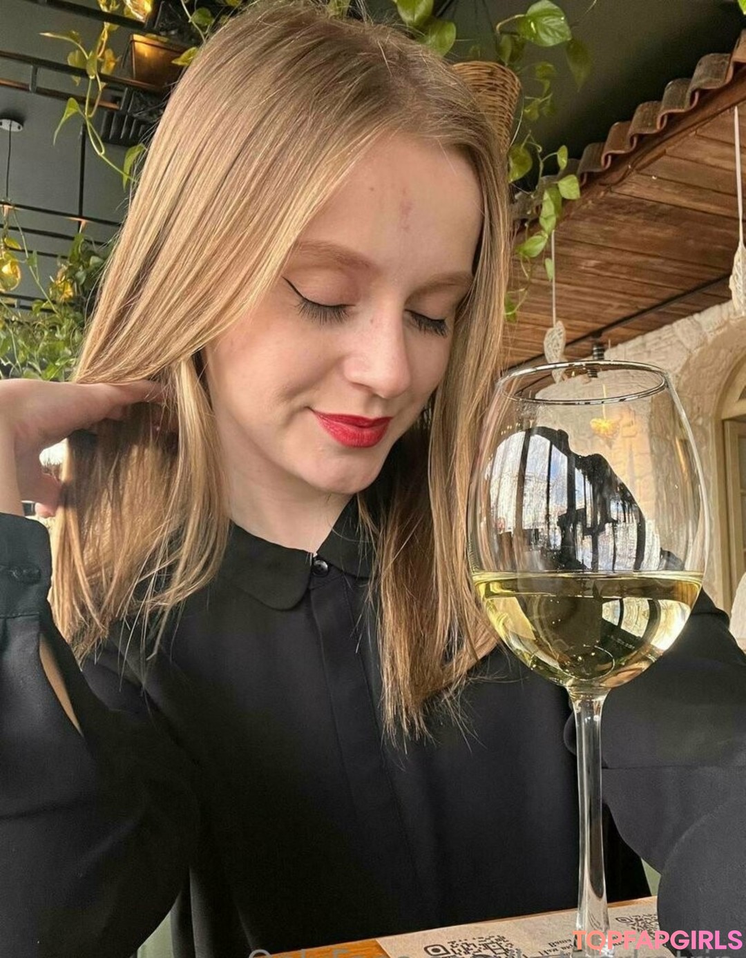 Foto desnuda filtrada de OnlyFans de Kateorkatrin #150 Foto desnuda filtrada de OnlyFans de Kateorkatrin #150