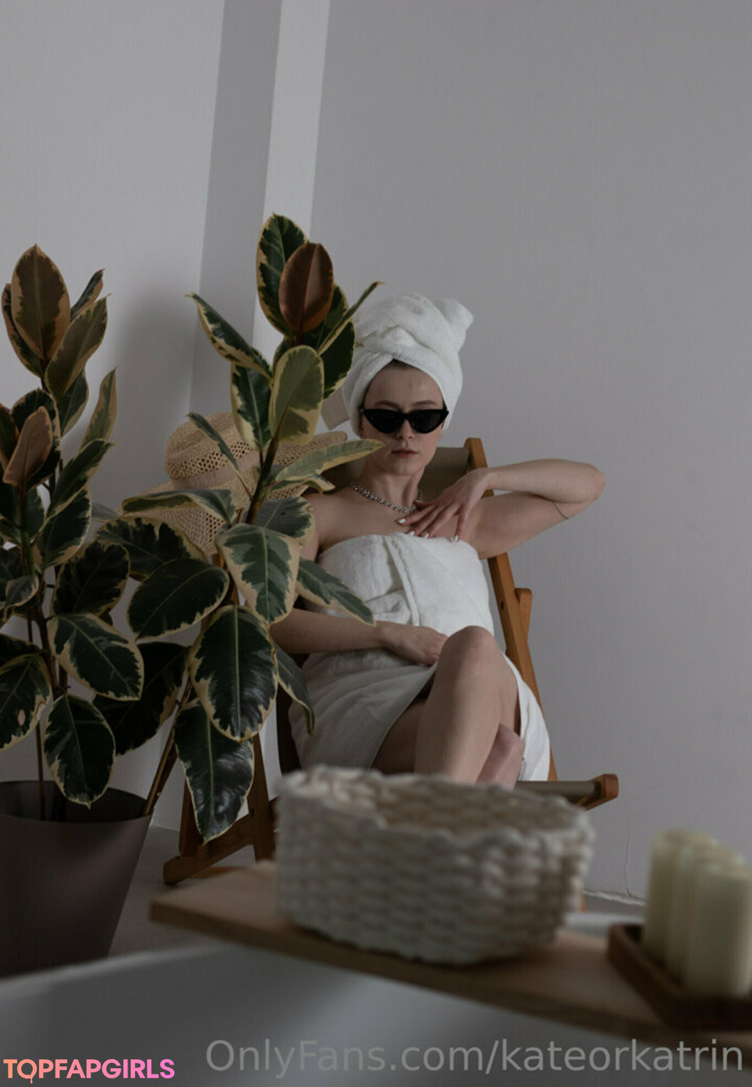 Foto desnuda filtrada de OnlyFans de Kateorkatrin #87 Foto desnuda filtrada de OnlyFans de Kateorkatrin #87