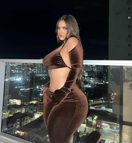 Foto desnuda filtrada de OnlyFans de Grace Bon