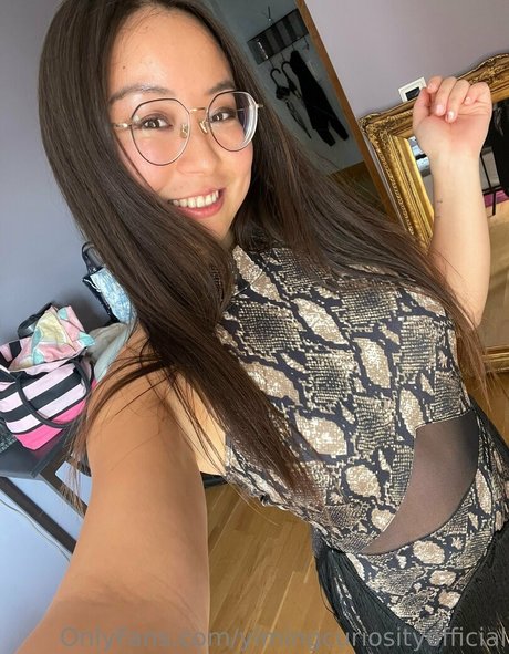 Foto desnuda filtrada de OnlyFans de Yimingcuriosityofficial