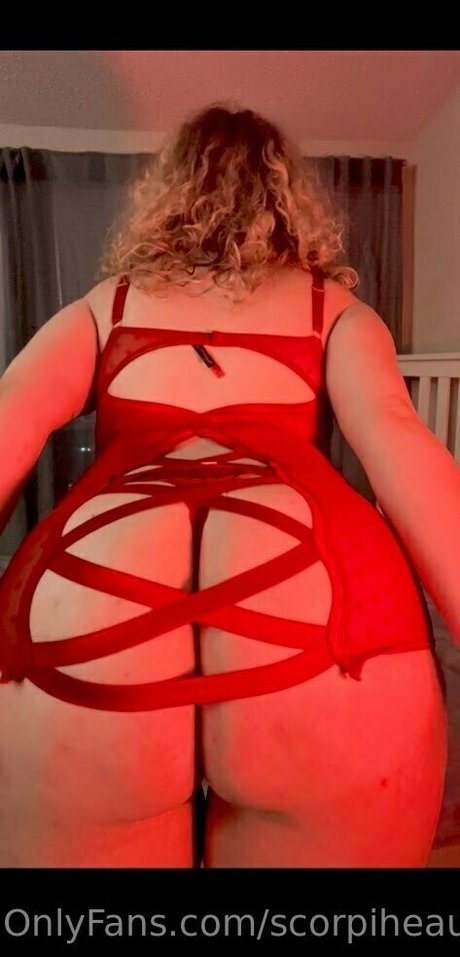 Scorpiheauxx
