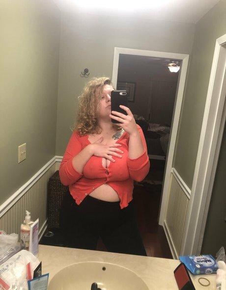 Foto desnuda filtrada de OnlyFans de Scorpiheauxx