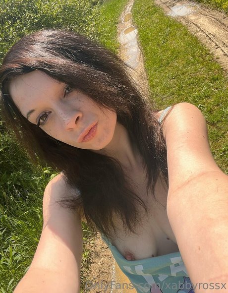 Xabbyrossx