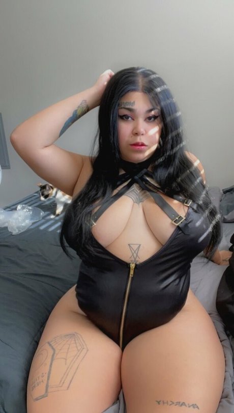 Gore-whore